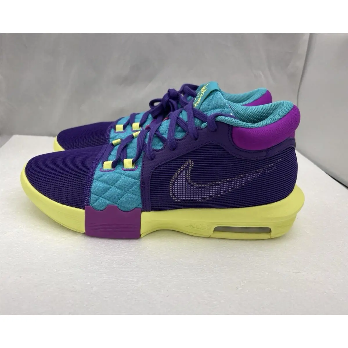Nike shoes - LeBron Witness VIII - LeBron Witness VIII - FB2239 500 - Purple (UPC: 196975656875) 2