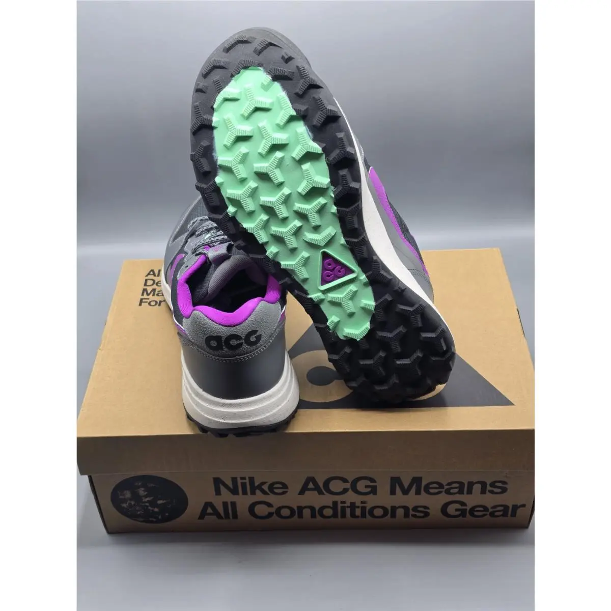 Nike shoes - Nike ACG Lowcate - ACG Lowcate - DX2256-002 - Gray 4