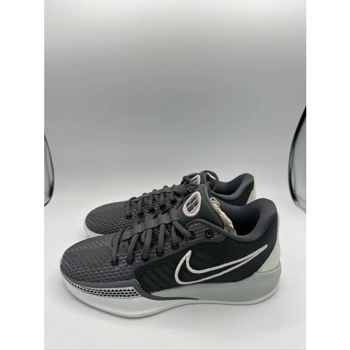 Nike Women’s Sabrina 1 Beyond The Game Sz 6