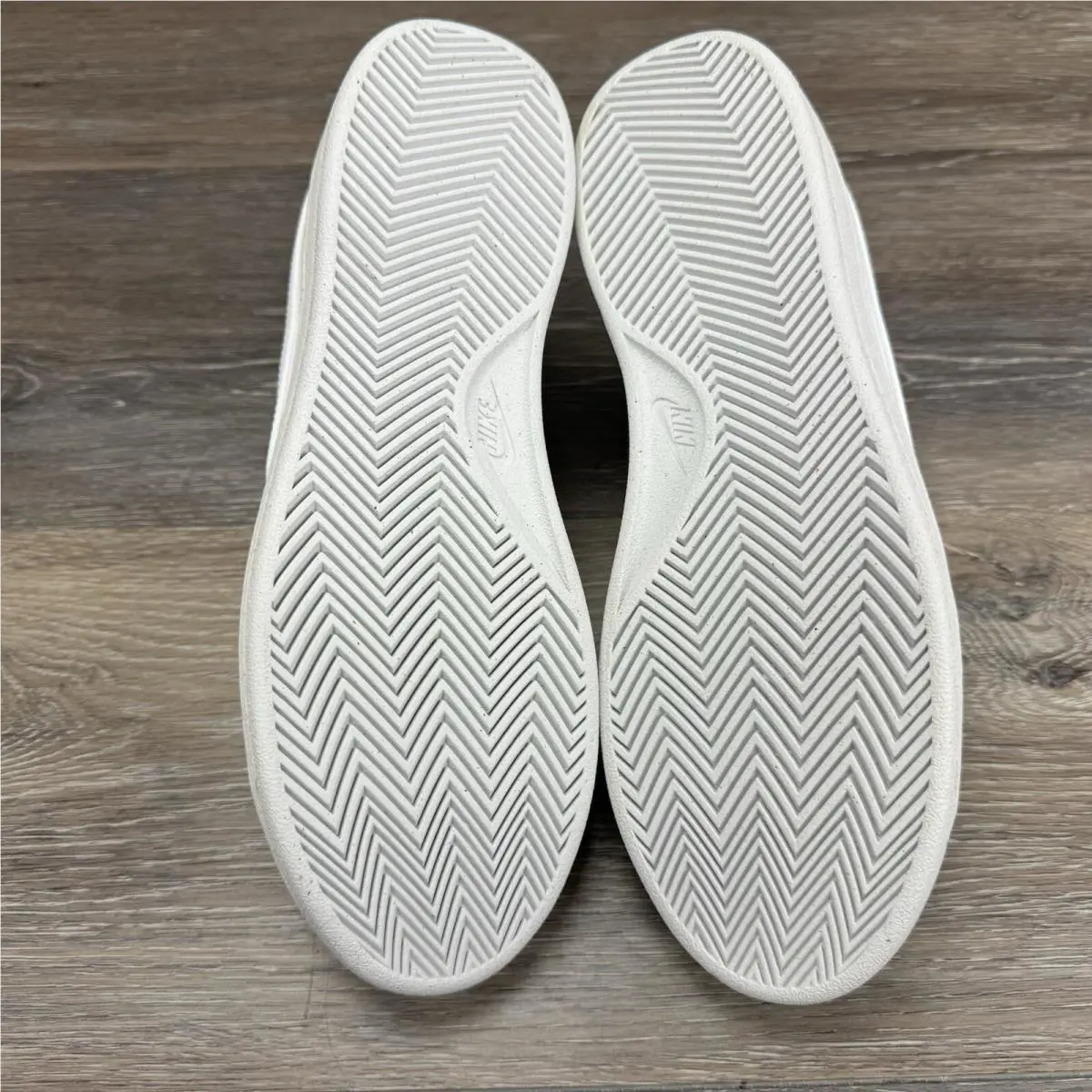 Nike shoes - Nike Court Royale - Court Royale - DH3160-100 - White 12