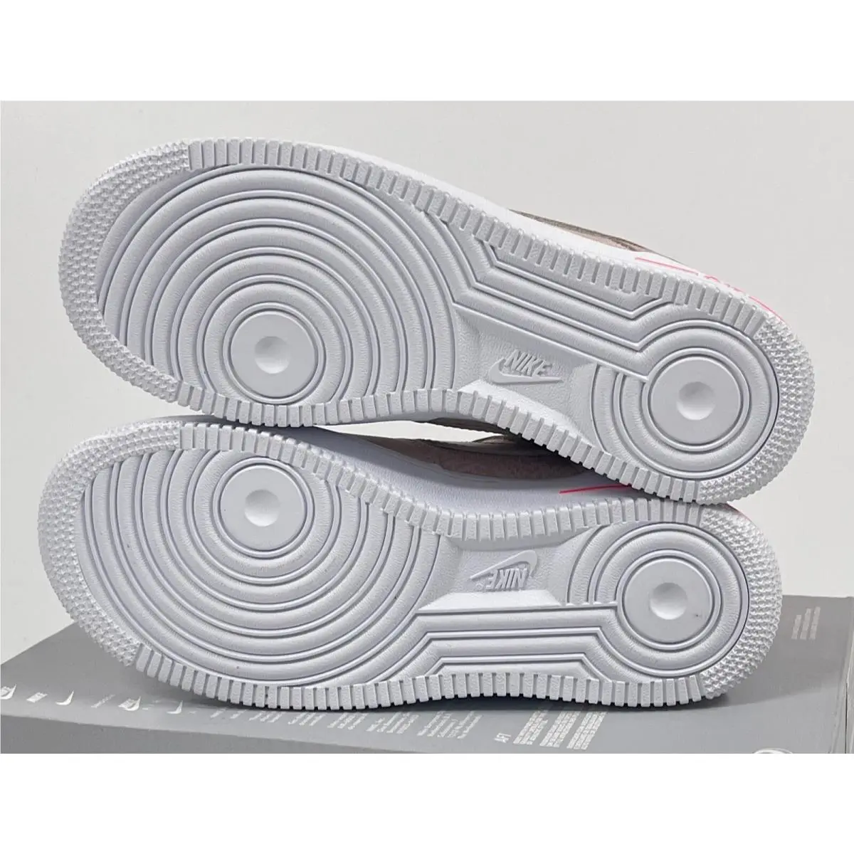 Nike shoes - Nike Air Force 1 - Air Force - DQ7782-200 - Low Fossil Stone (UPC: 195867010689) 6