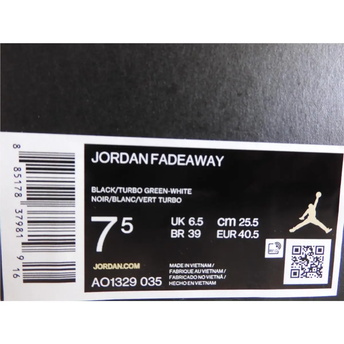 Nike shoes - Air Jordan Fadeaway - Air Fadeaway - AO1329035 - Black (UPC: 885178379819) 3