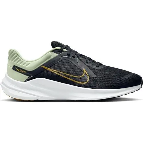 Men`s Nike Quest 5 Sneakers Size 13M DD0204 301 - Black
