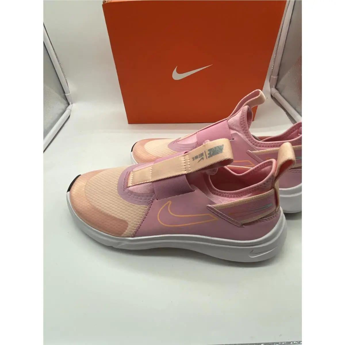 Nike shoes - NIKE FLEX PLUS SE GS - DJ2980-600 - Pink 2