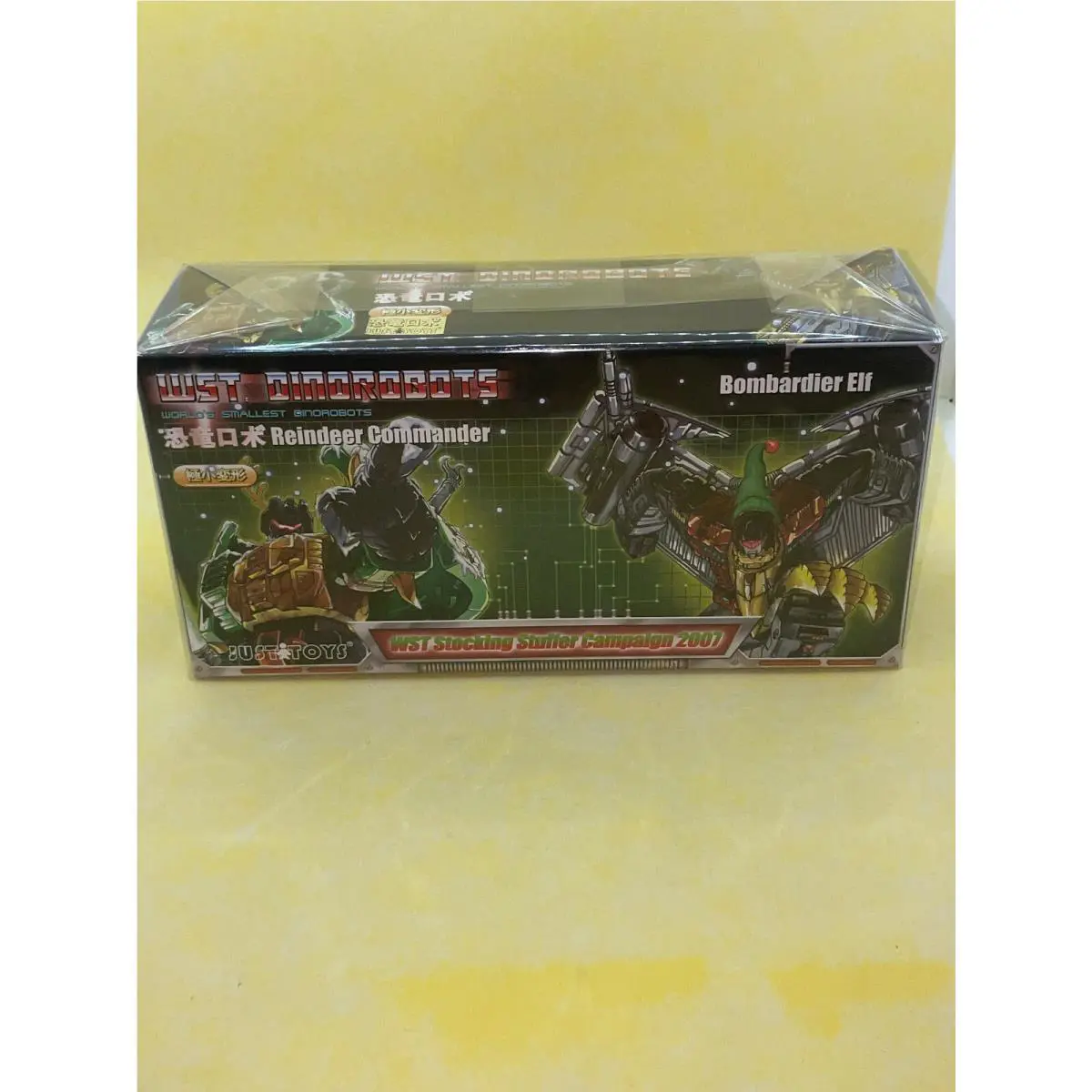 Wst Transformers Reindeer Commander Grimlock and Bombardier Elf Swoop Misb