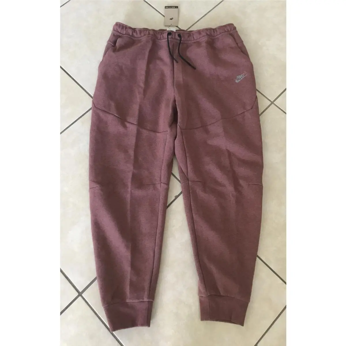 Nike Men’s 3XL Tech Fleece Washed Slim Fit Jogger Pants Red Stone DR9162-670