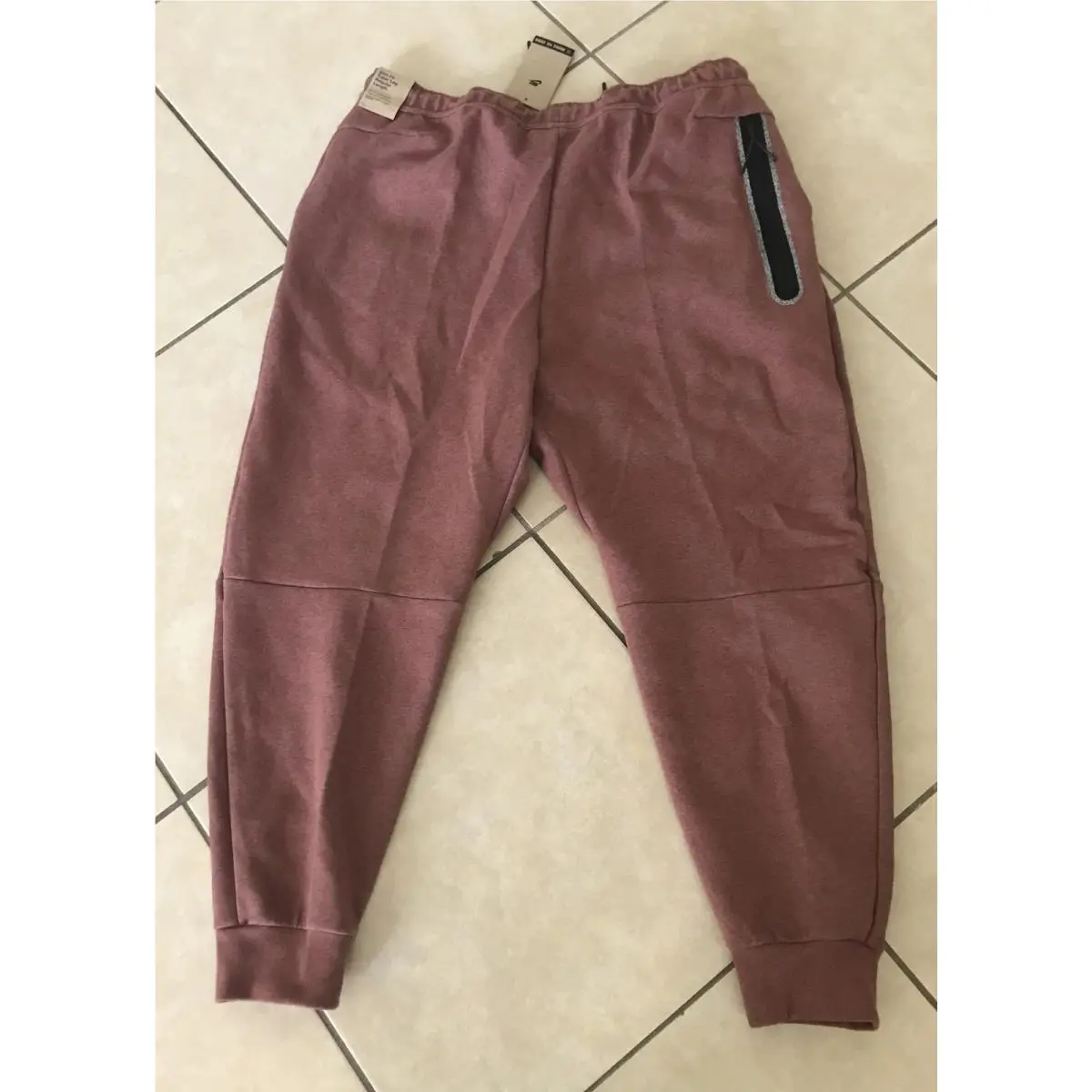 Nike clothing - Tech Fleece Pants - Tech Fleece Pants - DR9162-670 - Redstone (UPC: 0196152558459) 3