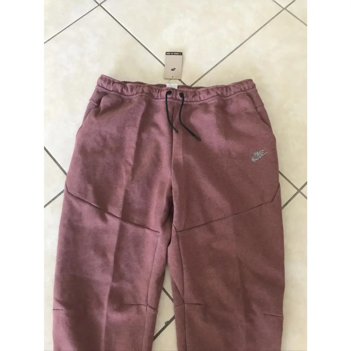 Nike clothing - Tech Fleece Pants - Tech Fleece Pants - DR9162-670 - Redstone (UPC: 0196152558459) 2