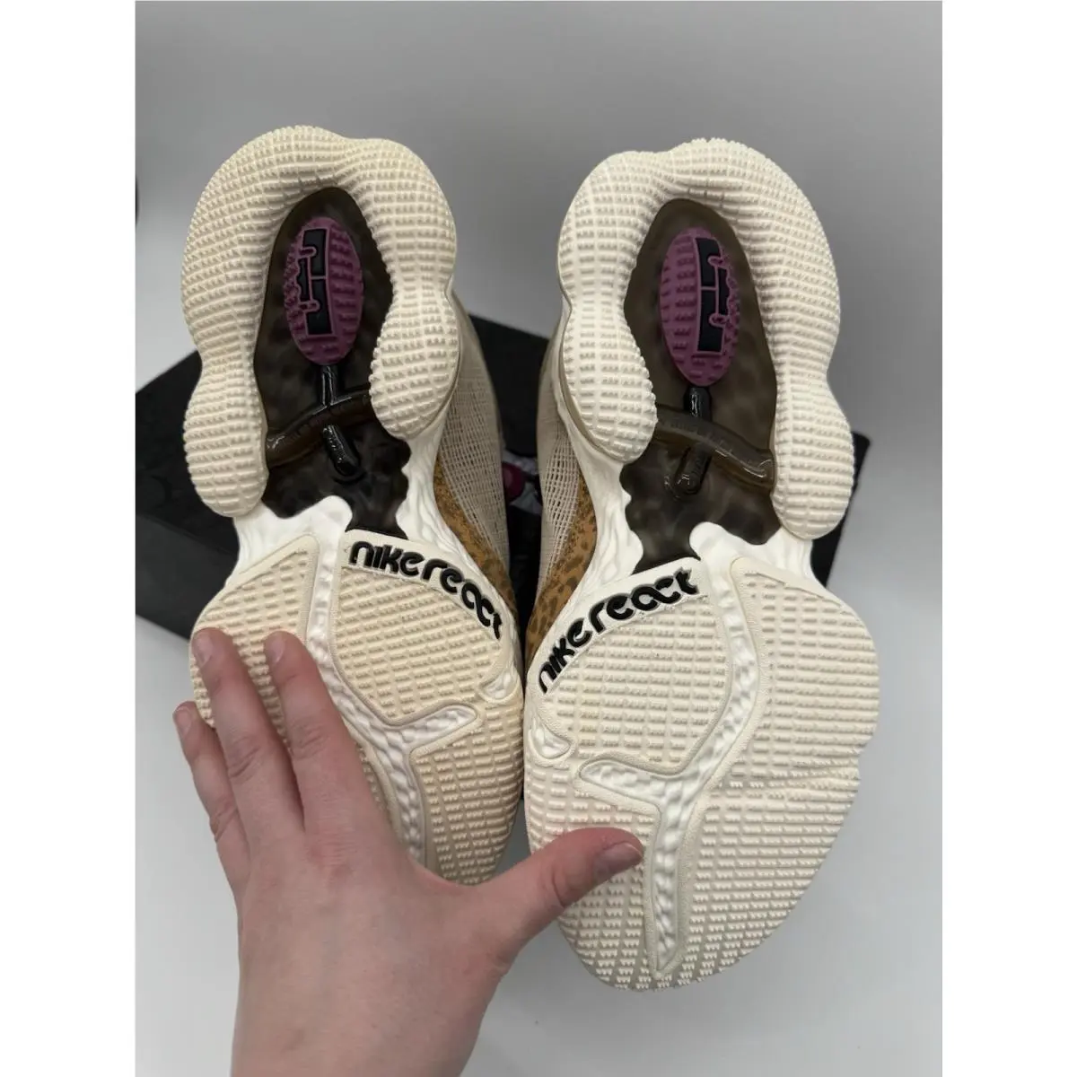 Nike shoes - Nike LeBron 19 - LeBron - dm1058-200 - Rattan/Dark Iris/Sail/Black/Siren Red/Light Bordeaux 7