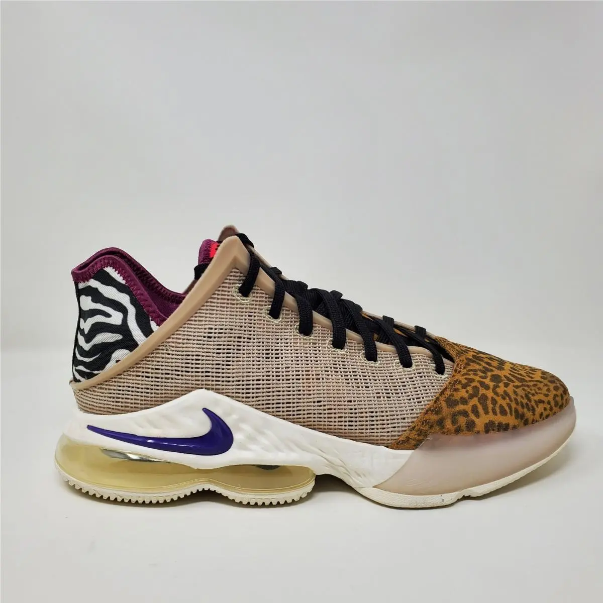 Nike shoes - Nike LeBron 19 - LeBron - DM1058-200 - Beige 2