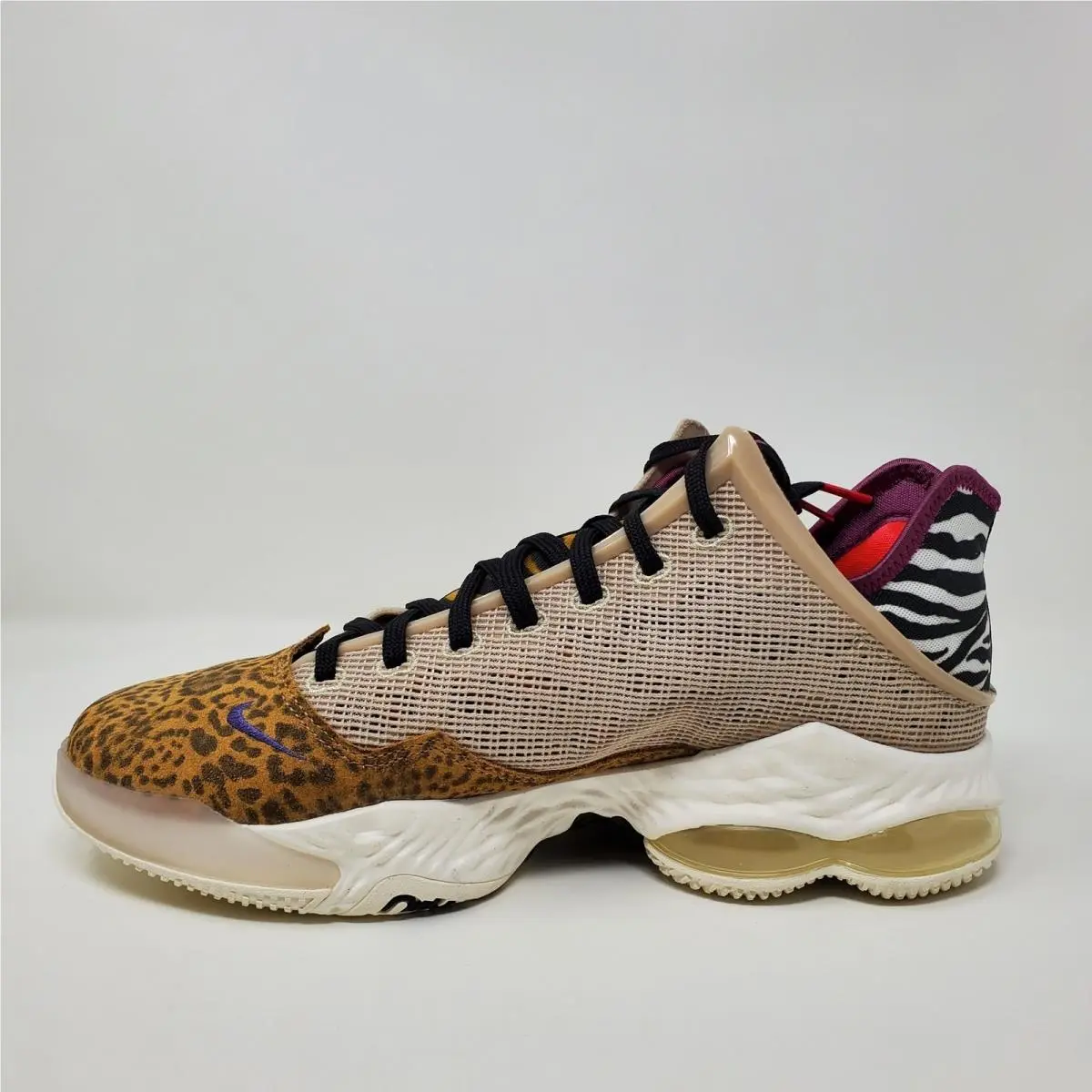 Nike shoes - Nike LeBron 19 - LeBron - DM1058-200 - Beige 7