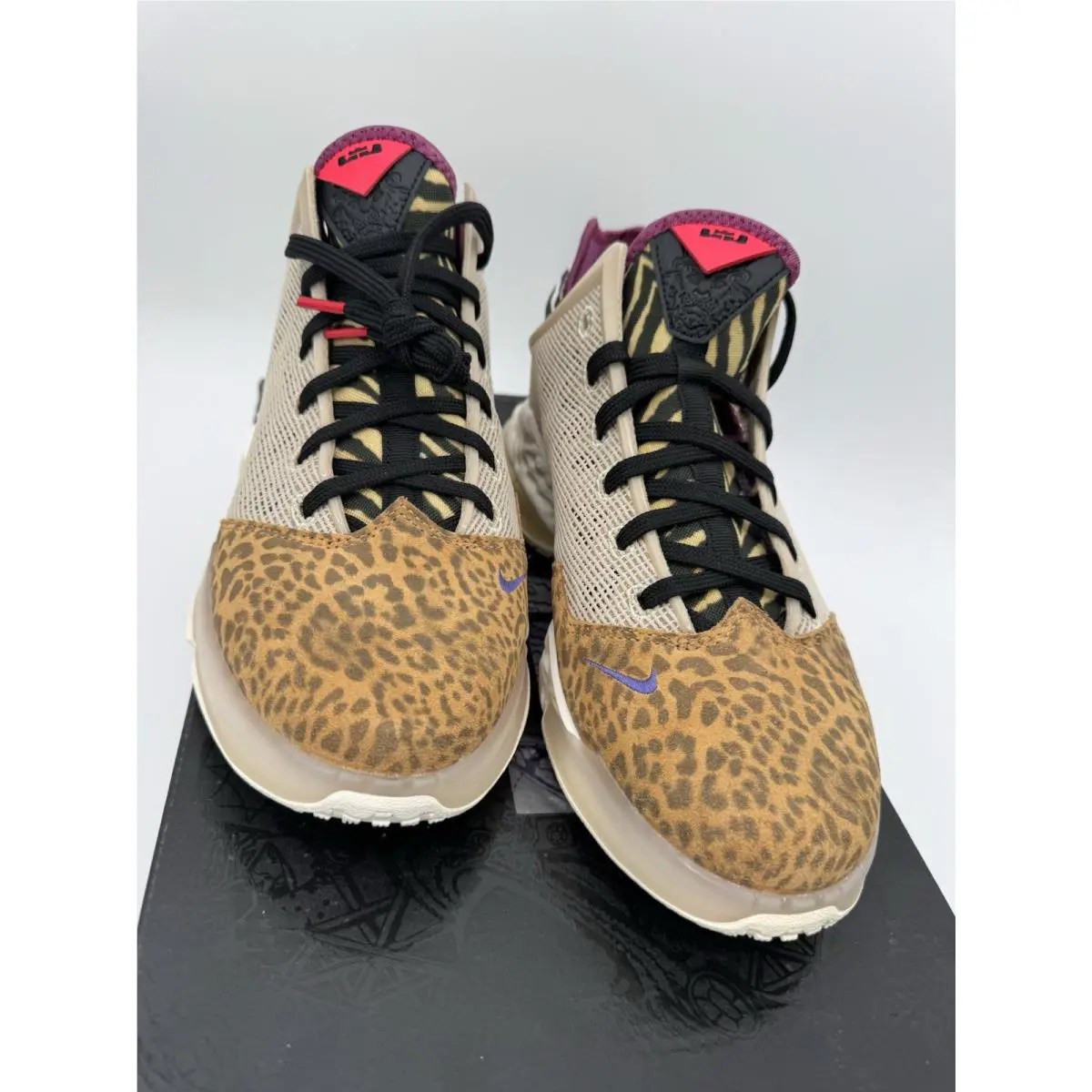 Nike shoes - Nike LeBron 19 - LeBron - DM1058-200 - Beige 0