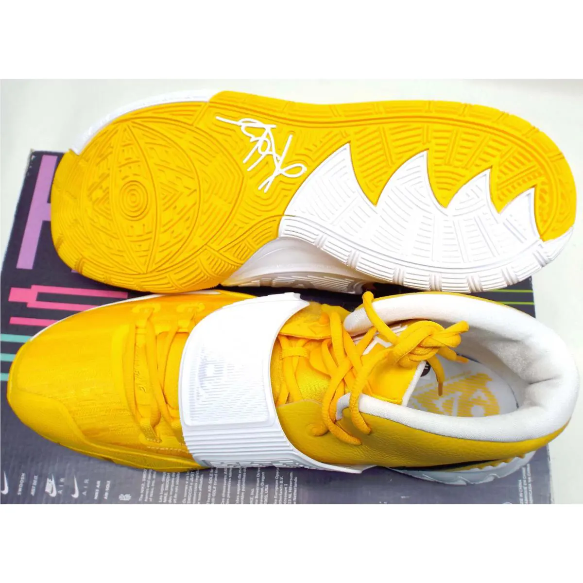 Nike shoes - CW4142-702 - CW4142-702 - University Gold & Black 2
