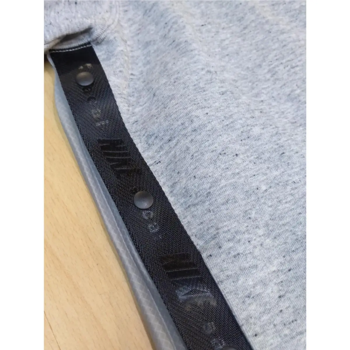 Nike clothing - CV5716 - CV5716 - Gray 1