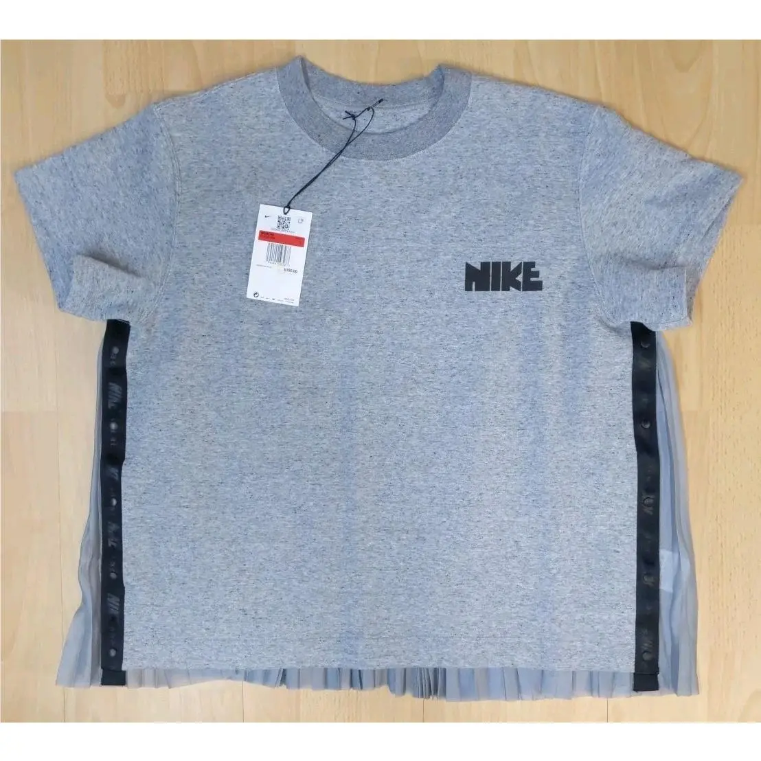 Nike x Sacai Short Sleeve Top Sweatshirt Women`s L Gray Pleated CV5716-063