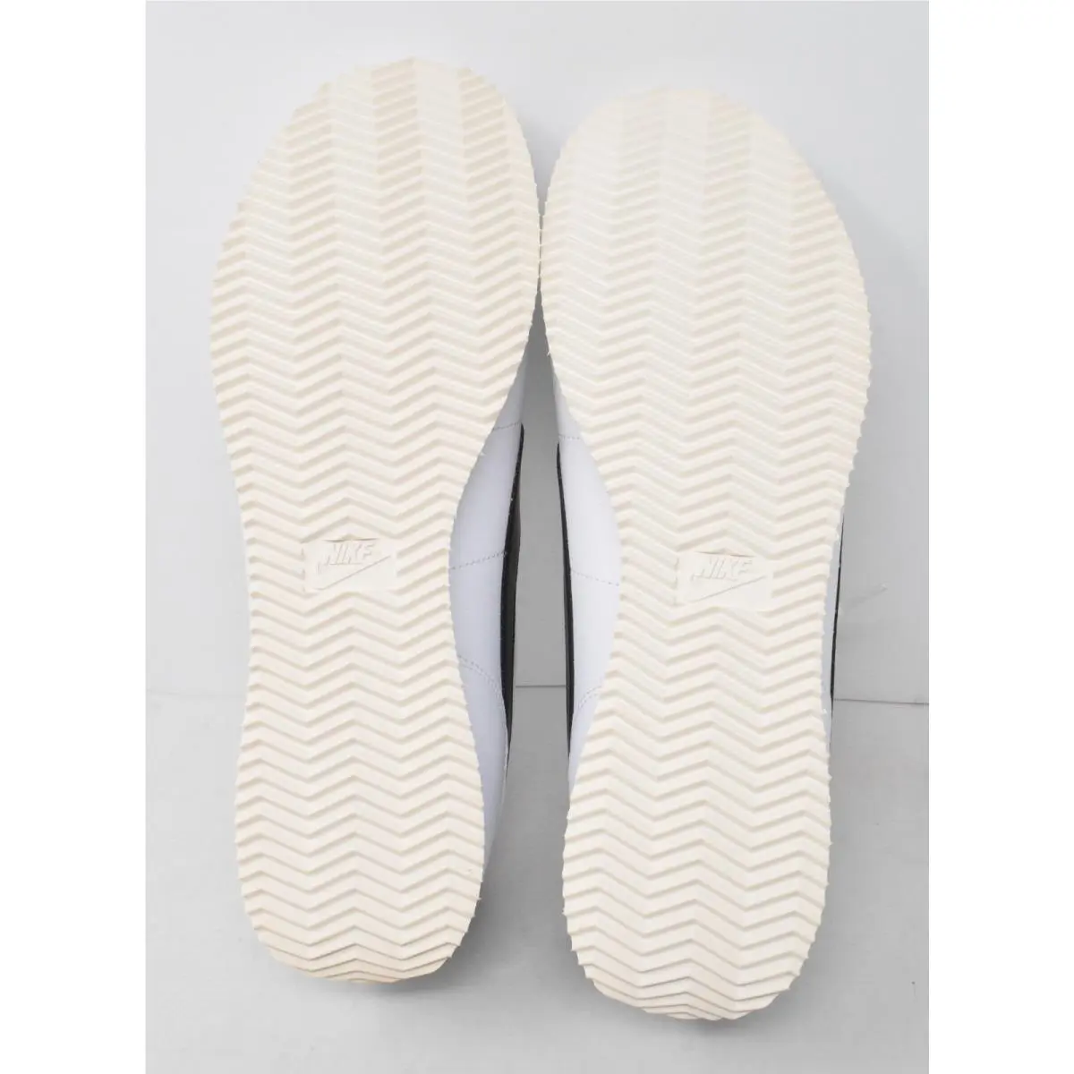 Nike shoes - Nike Cortez - Cortez - DM4044-100 - White 0