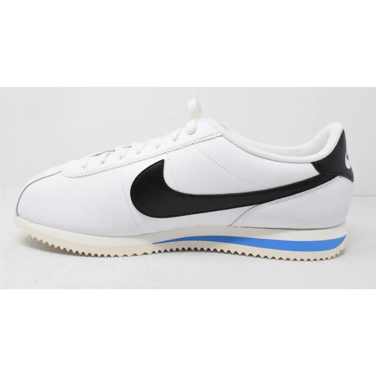 Nike shoes - Nike Cortez - Cortez - DM4044-100 - White 1