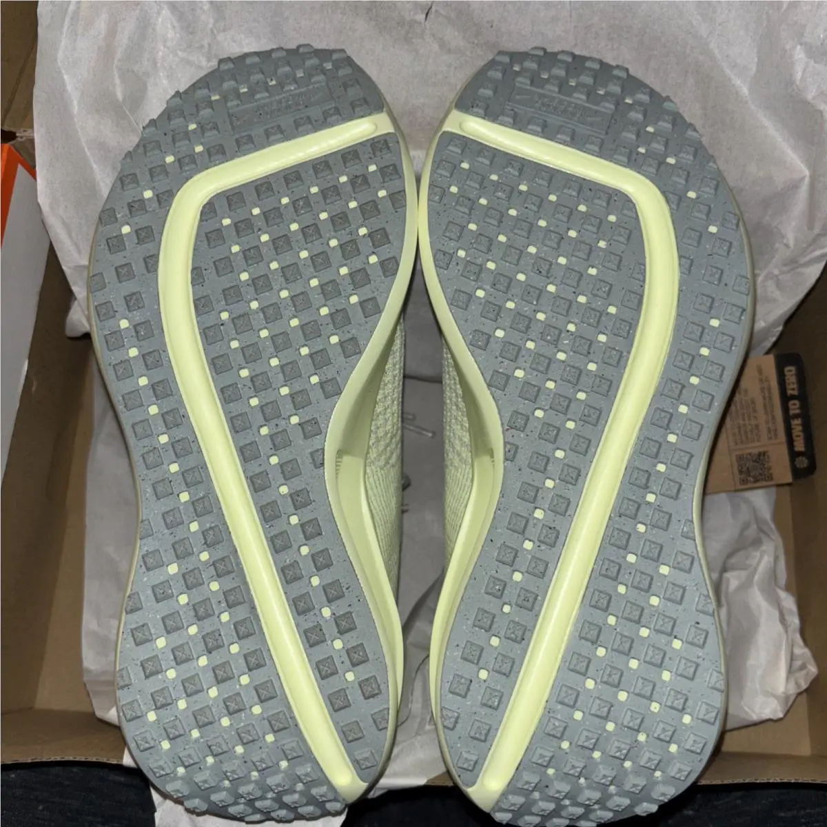 Nike shoes - Nike Interact Run - Interact Run - FD2292-004 - Sea Glass Green 3