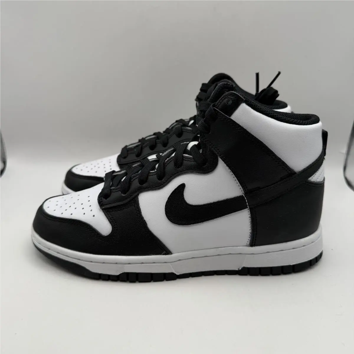 Nike Dunk High Retro Panda Black White Women’s Sz 8 Men 6.5 Sneakers DD1399-105