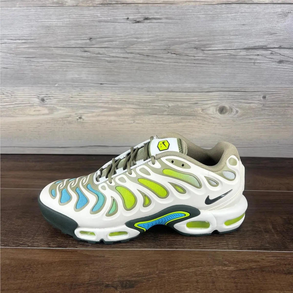 Nike shoes - Nike Air Max Plus - Air Max Plus - FD4290 008 - Cream 0
