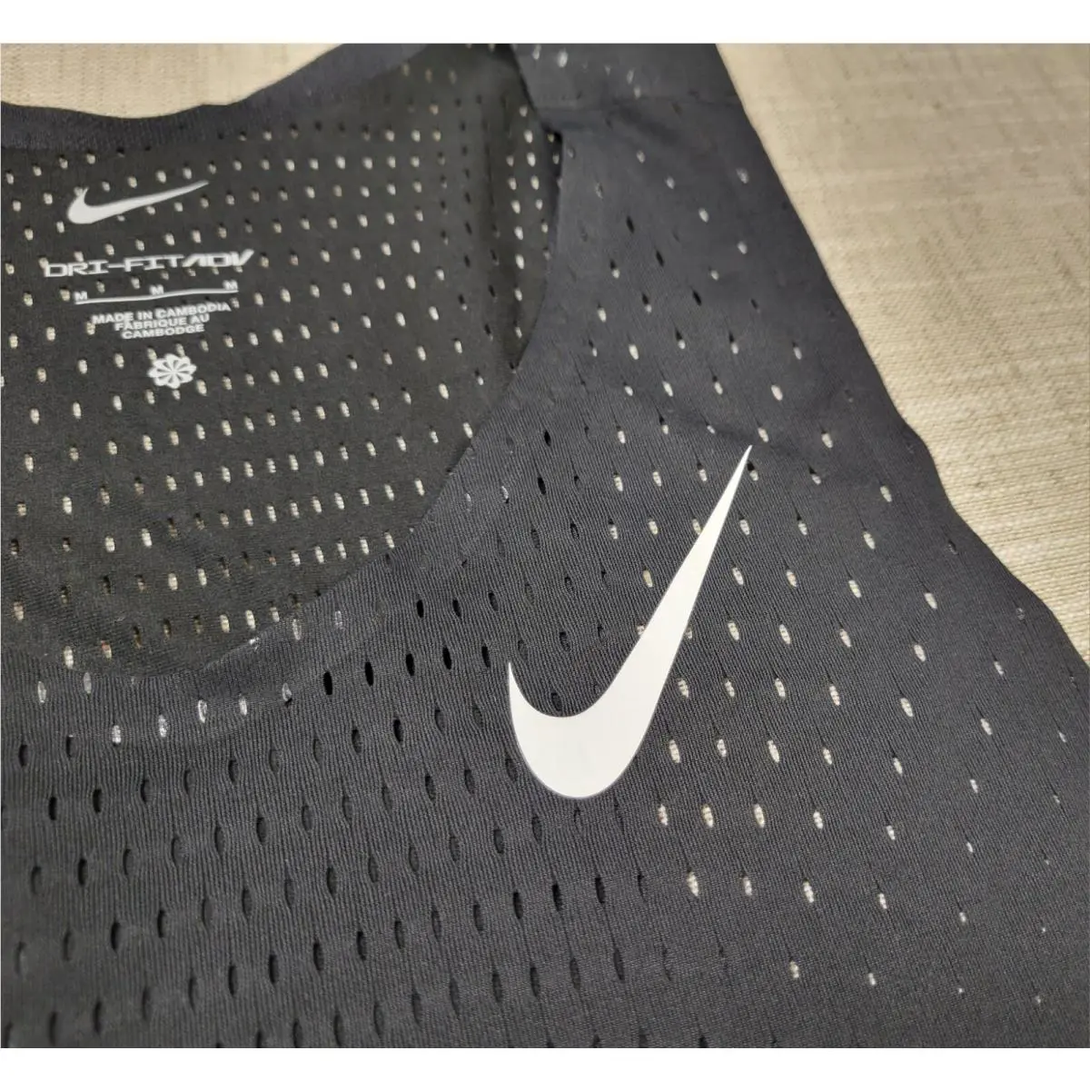 Nike clothing - Nike Dri-Fit - FN4231 010 - Black (UPC: 0196976004262) 2