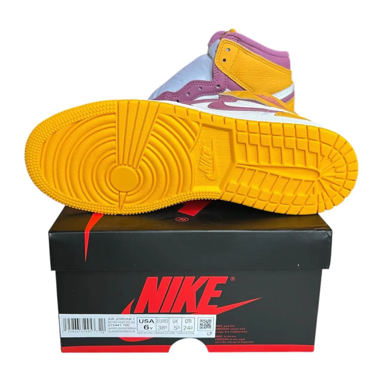 Nike shoes - Air Jordan 1 Retro High - 575441-706 - Gold Bordeaux 3