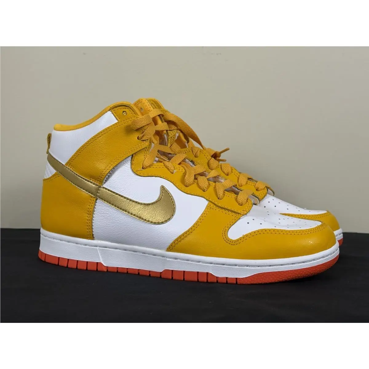 Nike shoes - Nike Dunk - Dunk - DQ4691-700 - Gold 0