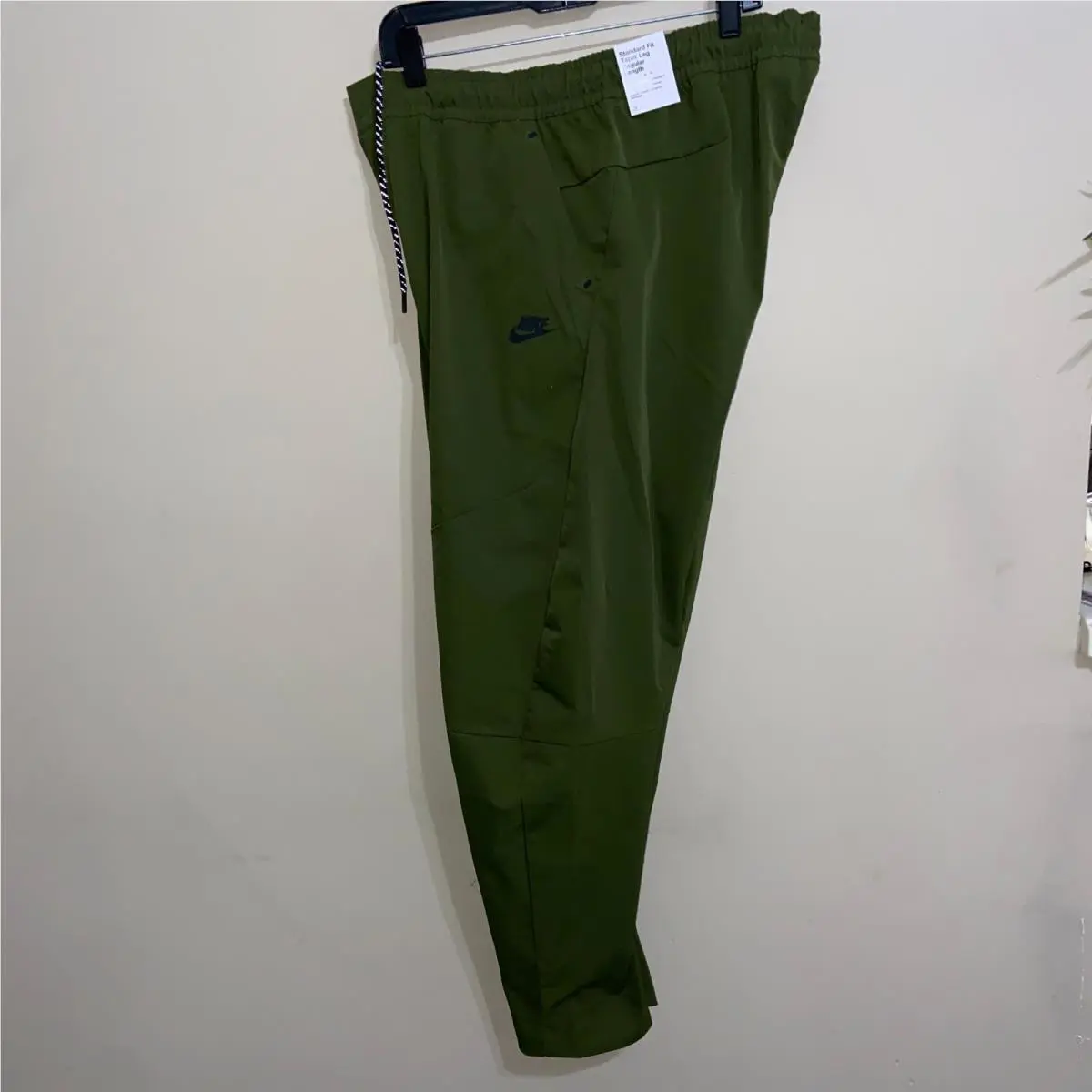 Nike clothing - DR9101-326 - DR9101326 - Green (UPC: 0195870201241) 4