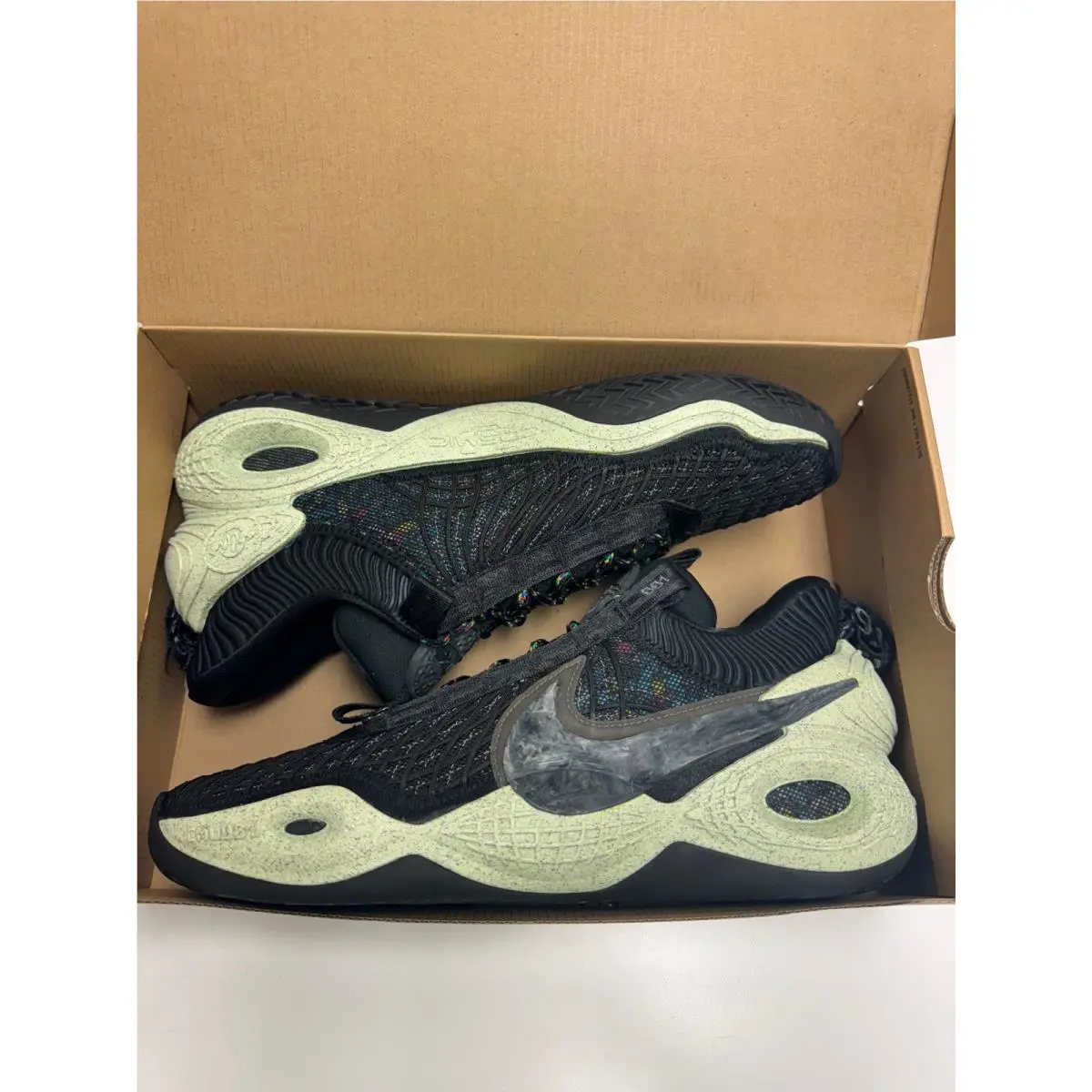 Nike shoes - Nike Cosmic Unity - Cosmic Unity - DA6725-001 - Black, Manufacturer: Natural/Natural/Total Orange/Green Glow 3