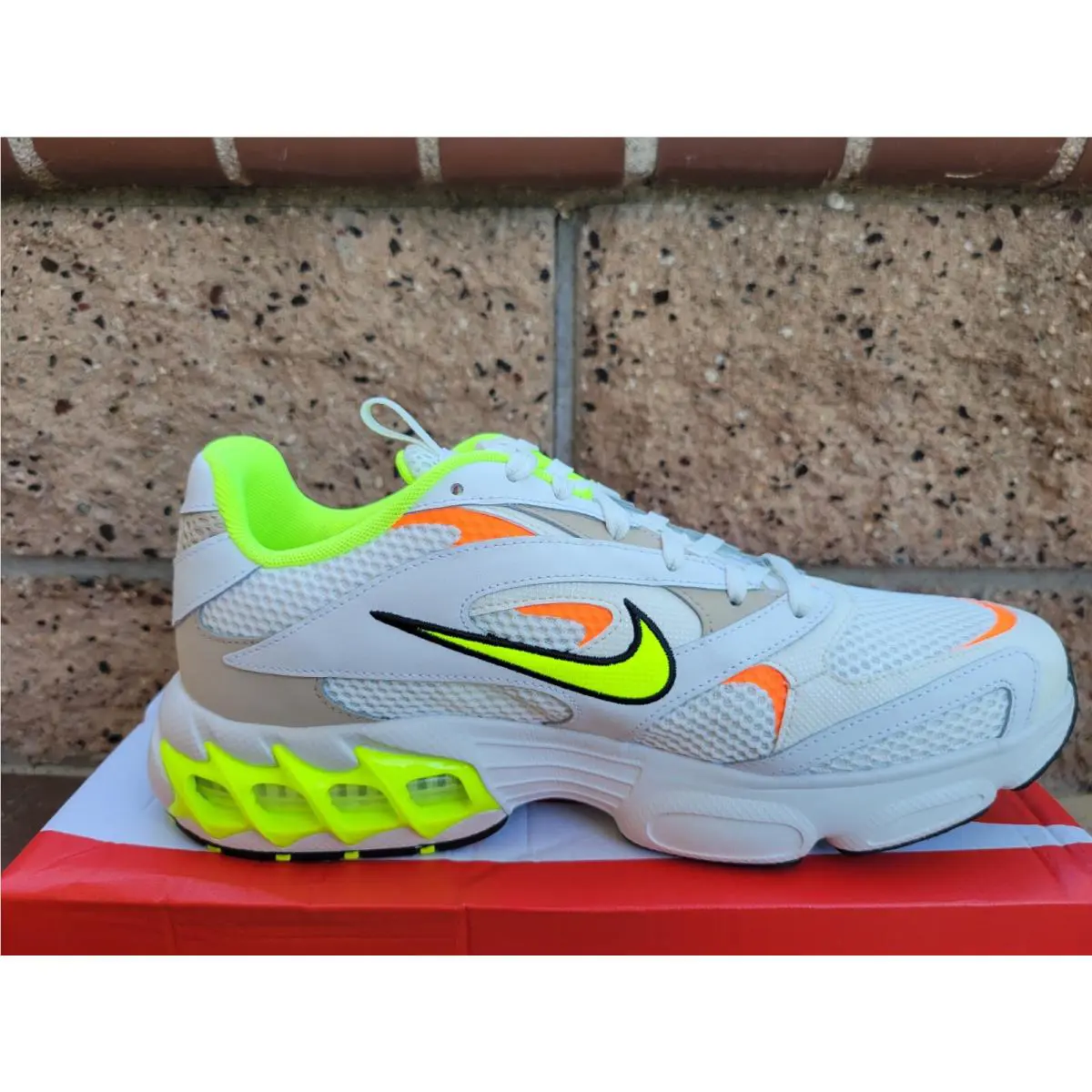 Nike shoes - Nike Zoom Air Fire - Zoom Air Fire - CW3876 104 - White 0
