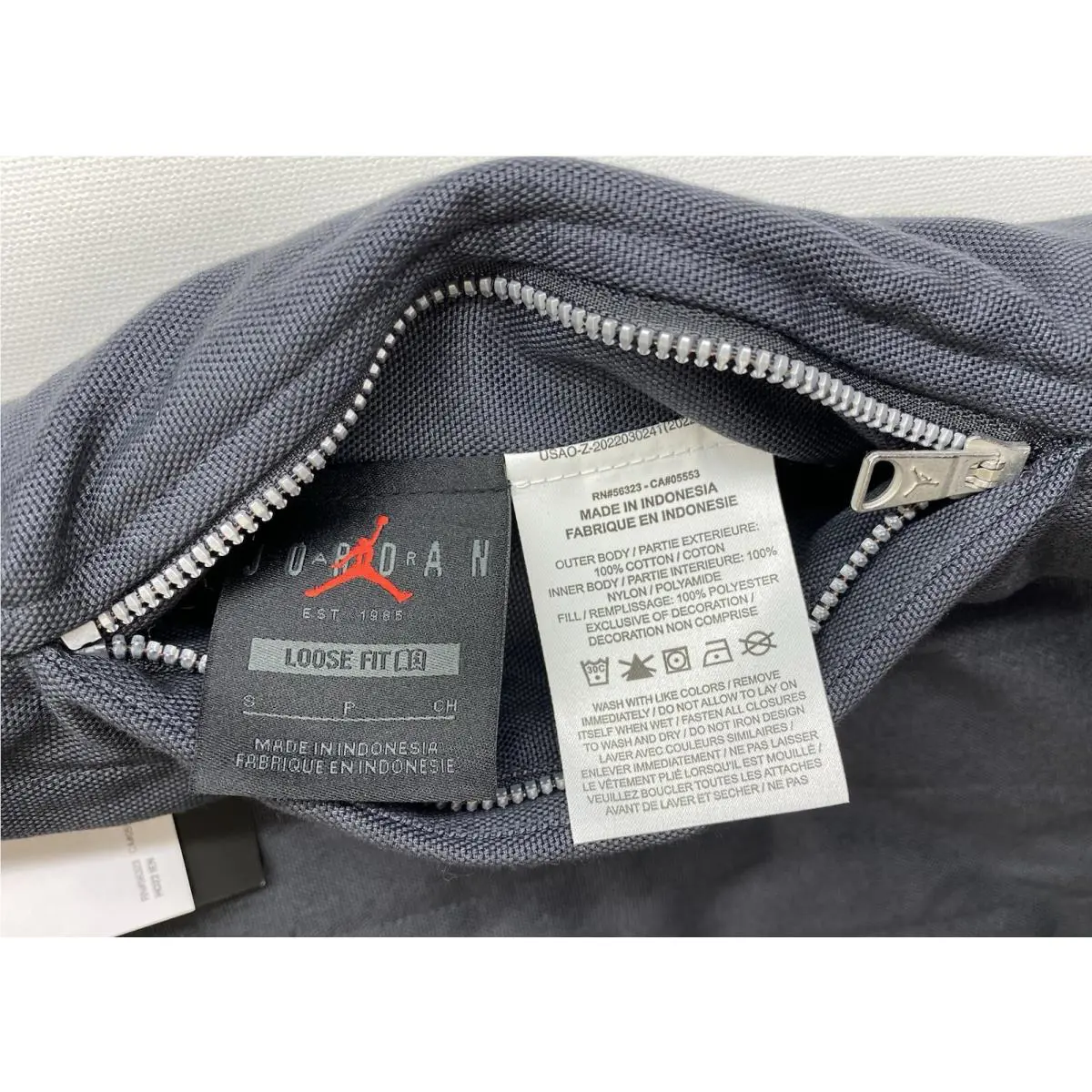 Nike clothing - Nike Jordan Flight Heritage Reversible Liner Jacket - DX4349-045 - Beige (UPC: 0196151074806) 13