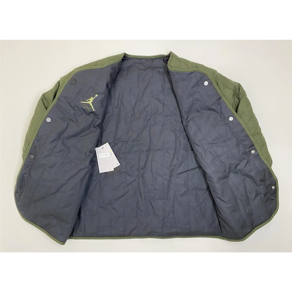 Nike clothing - Nike Jordan Flight Heritage Reversible Liner Jacket - DX4349-045 - Beige (UPC: 0196151074806) 2