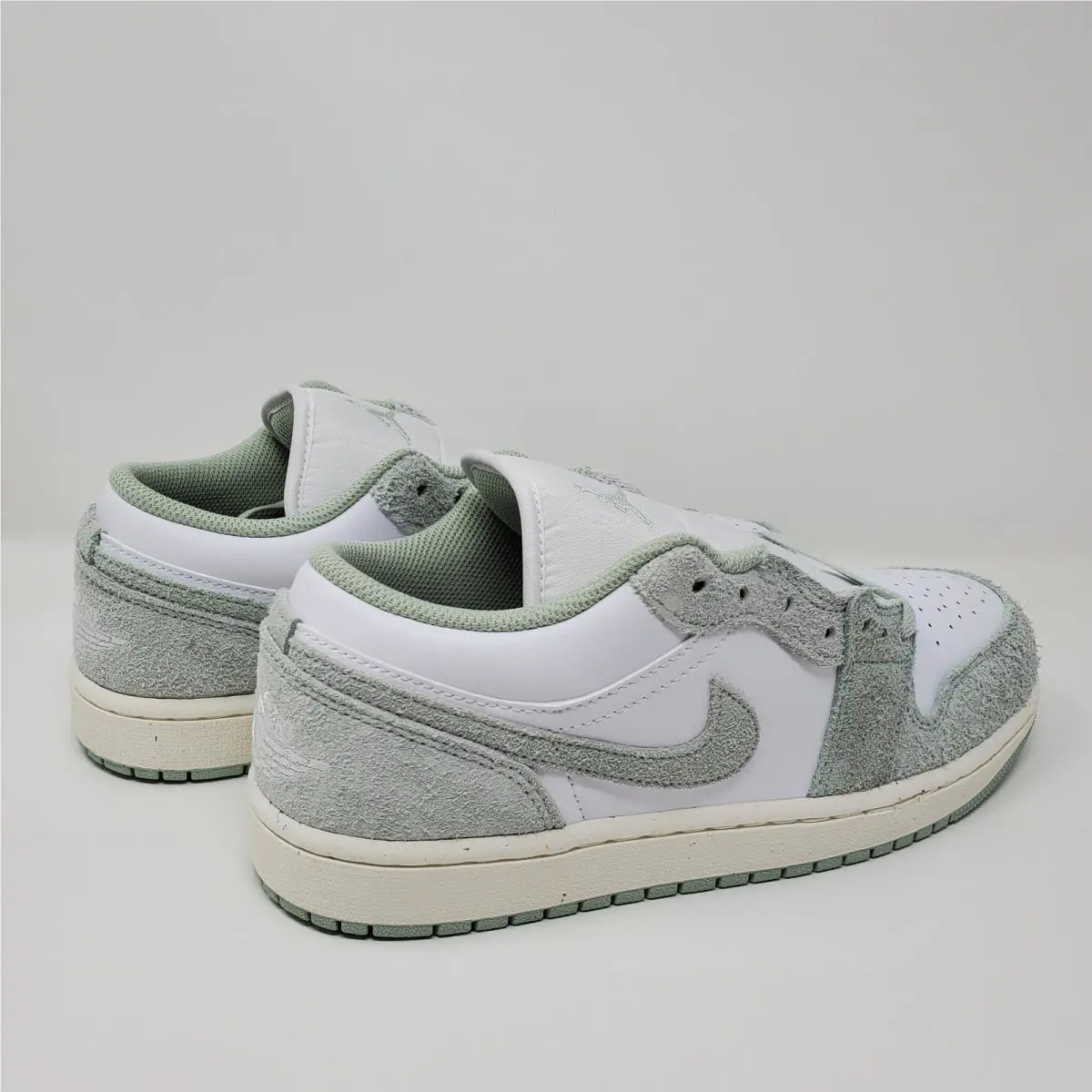 Nike shoes - Air Jordan 1 Low SE - FN5214-131 - Green 5