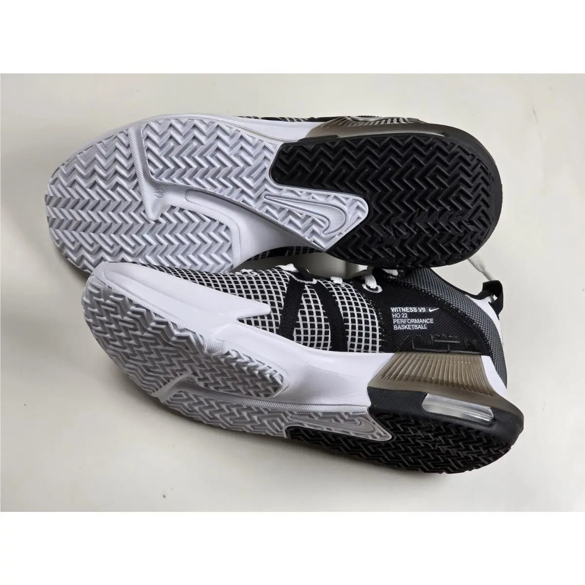 Nike shoes - Nike LeBron Witness 7 - LeBron Witness - DM1123-100 - White (UPC: 196152175915) 1