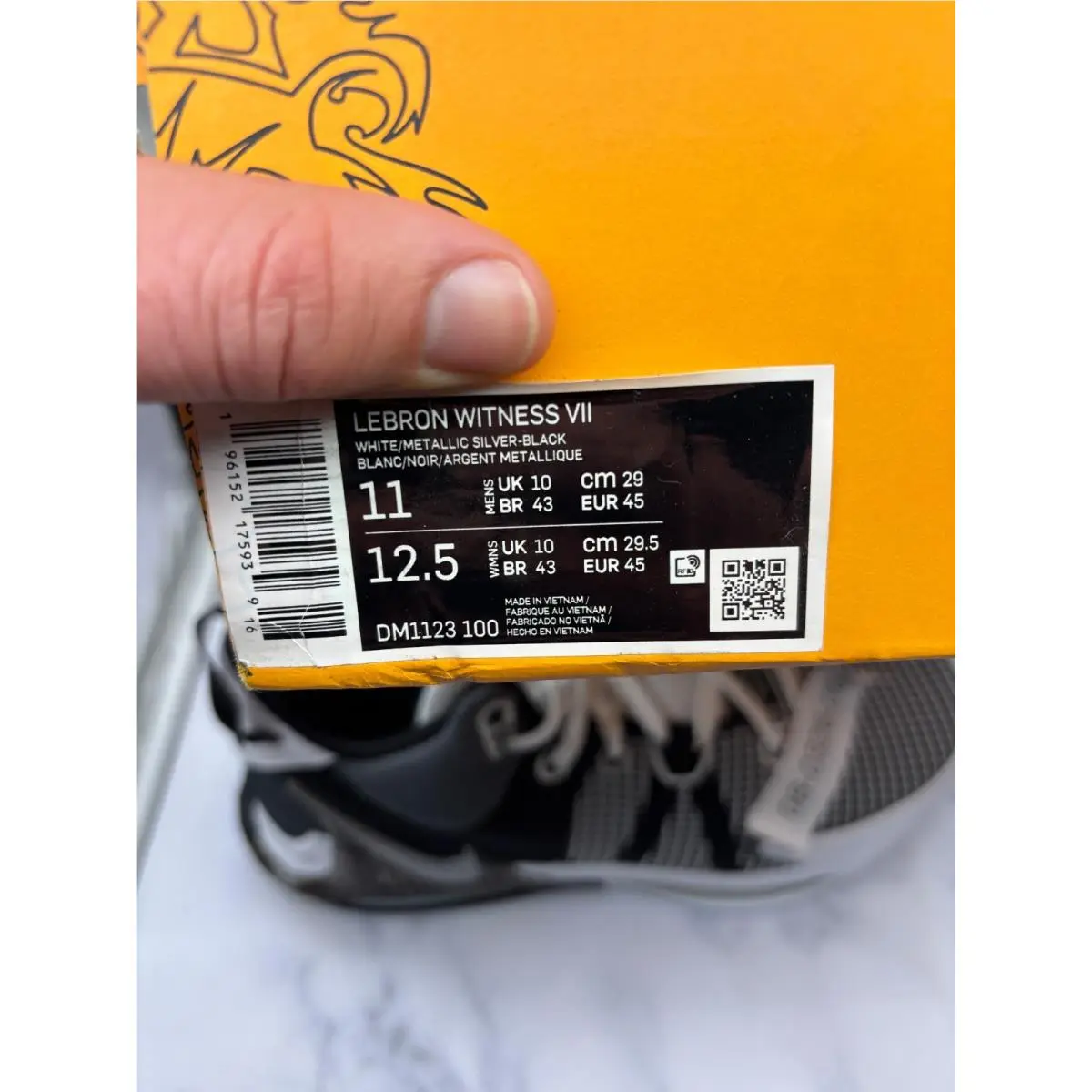 Nike shoes - Nike LeBron Witness - LeBron Witness - DM1123 100 - Multicolor, Manufacturer: White/Metallic Silver/Black (UPC: 196152175908) 8