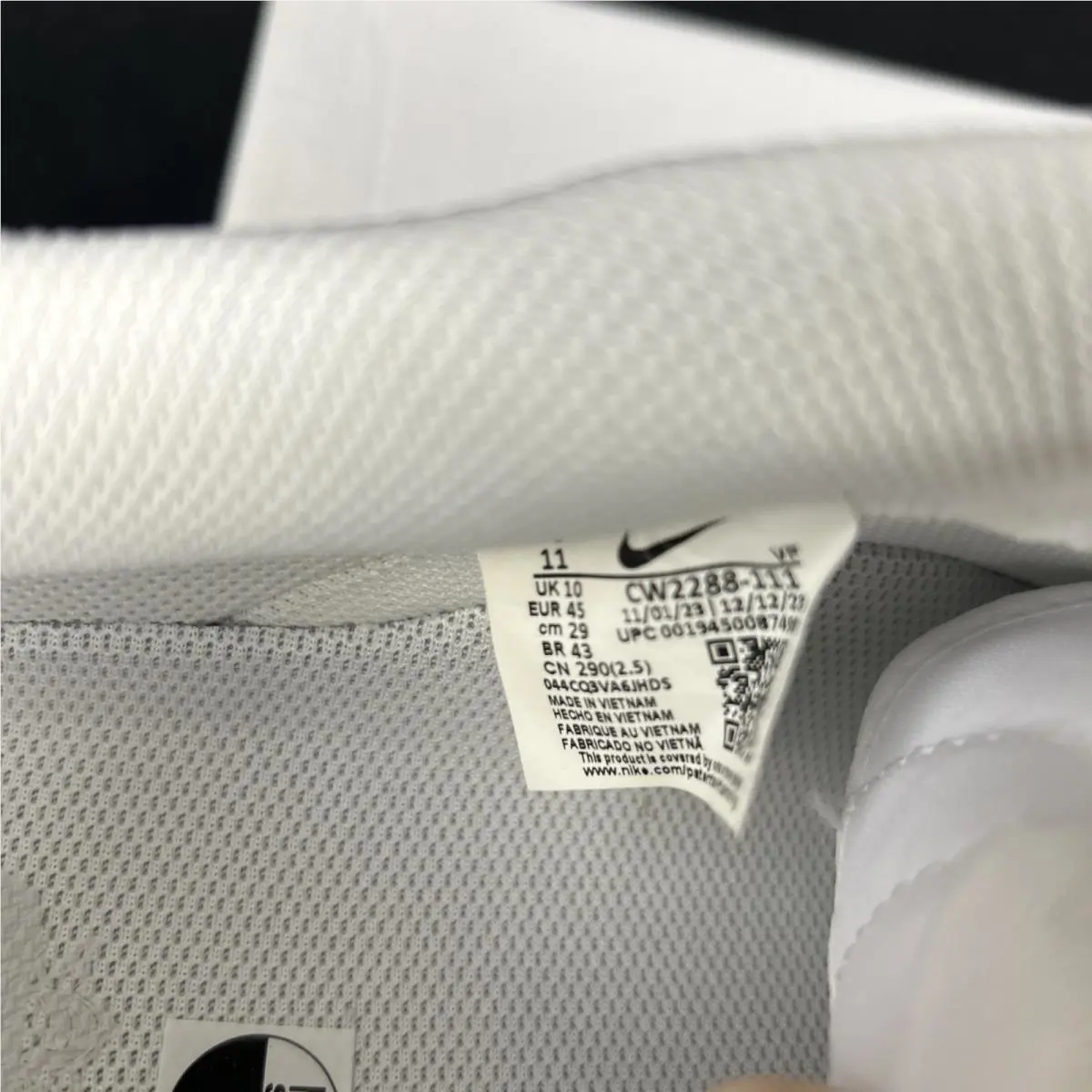 Nike shoes - CW2288111 - CW2288-111 - White 18