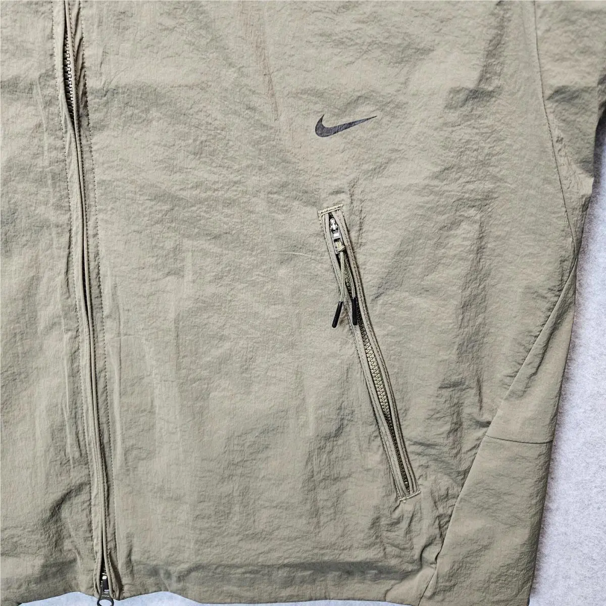 Nike clothing - Nike Storm-FIT ADV A.P.S. Men`s Versatile Jacket - FN3006010 - Green 8