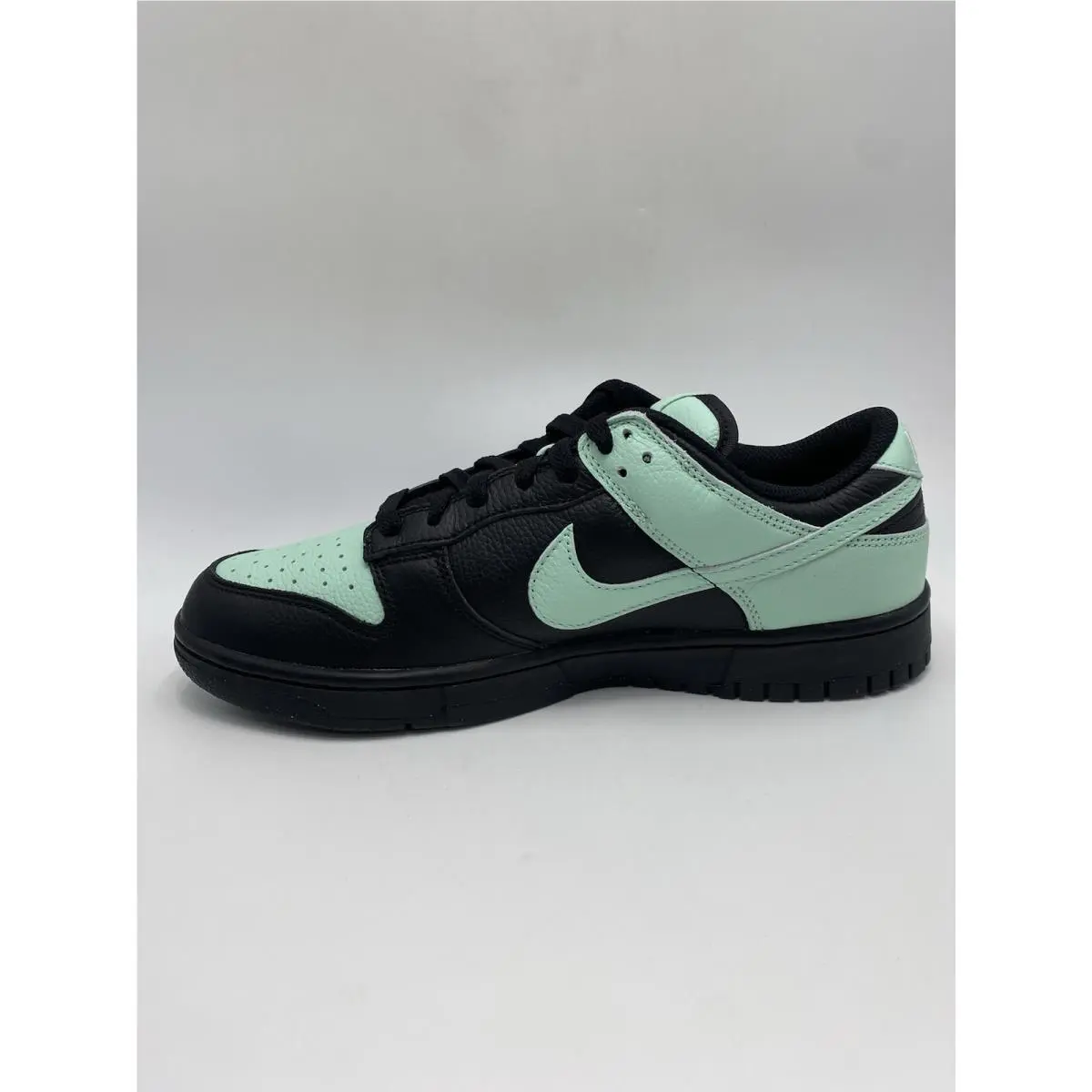 Nike shoes - NIKE iD - FN0569 900 - Black/Mint 1