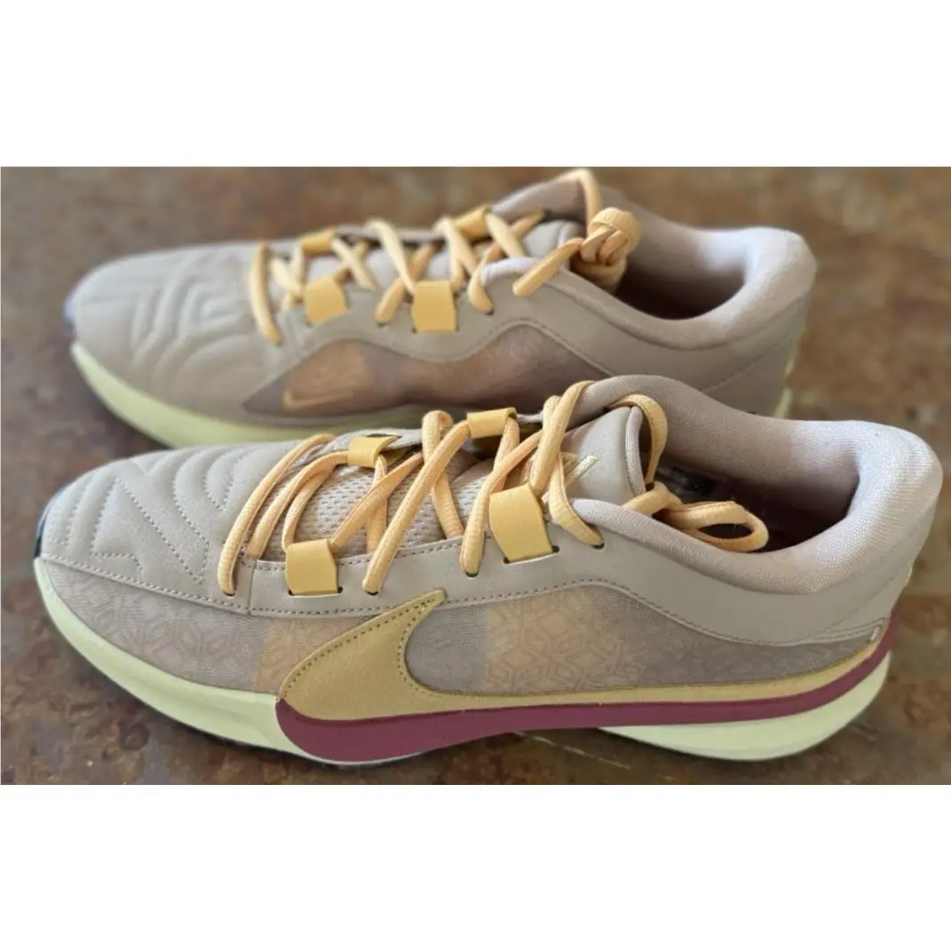 Nike Zoom Freak 5 Men`s Basketball Shoes Fossil Stone DX4985- 200 Sz 8