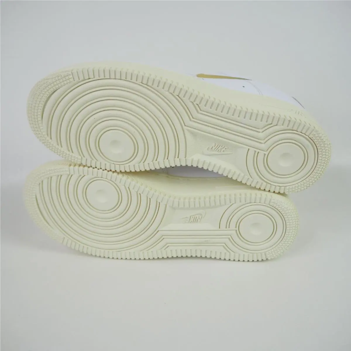 Nike shoes - Nike Air Force 1 - Air Force - DC8894 100 - White 9