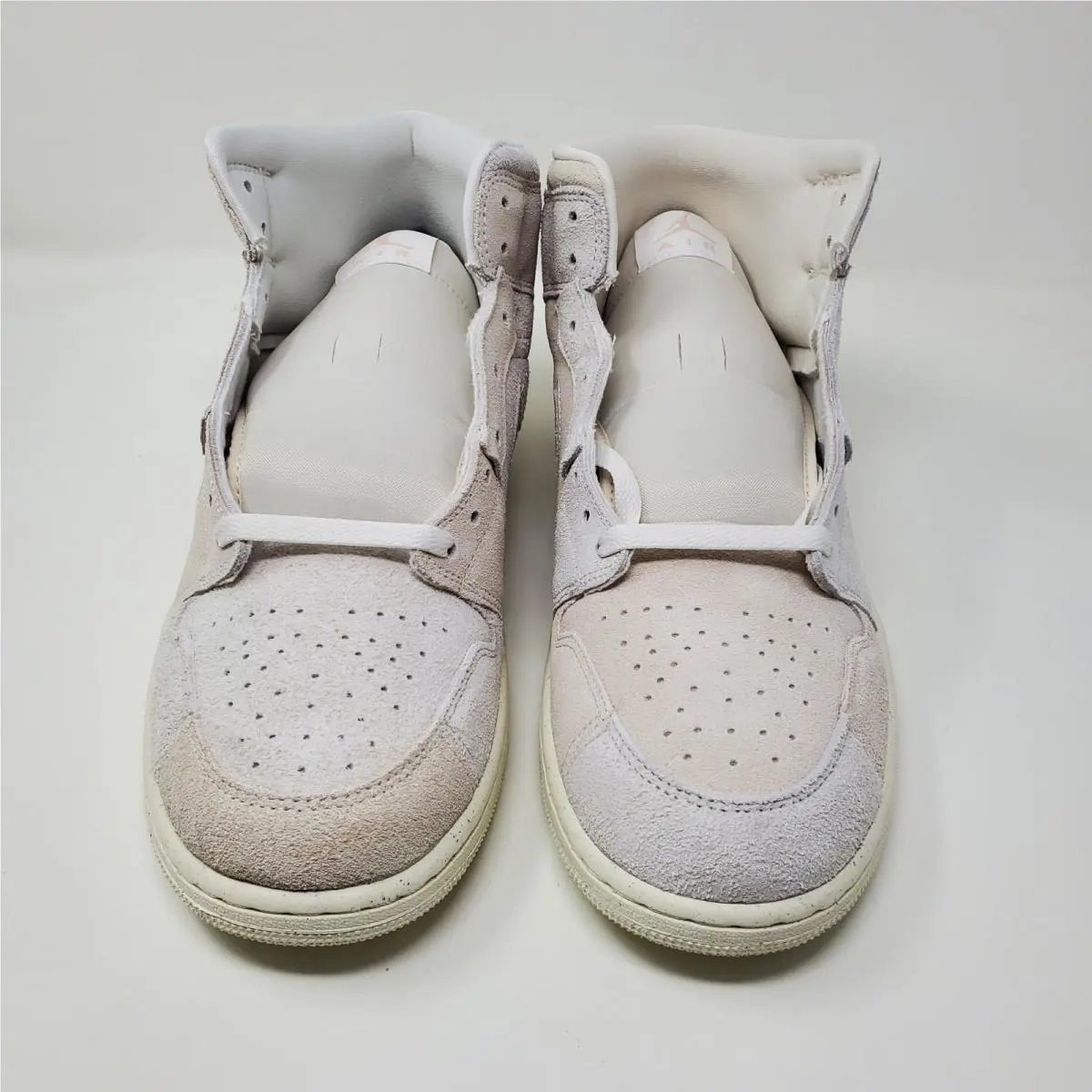 Nike shoes - Air Jordan 1 Mid SE - FQ3224-100 - White 0