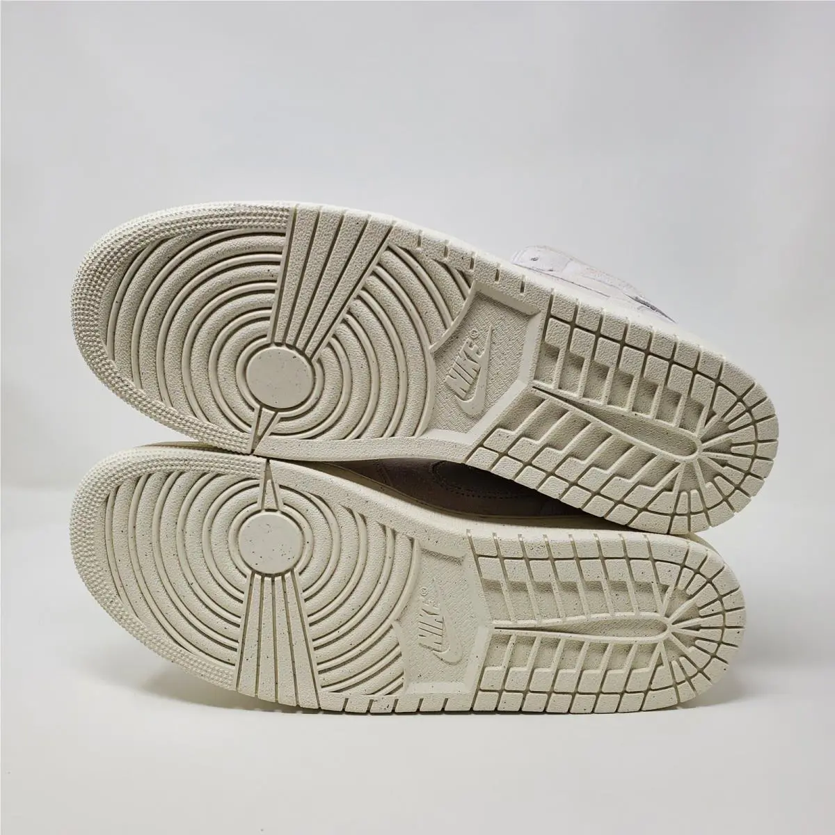 Nike shoes - Air Jordan 1 Mid SE - FQ3224-100 - White 6