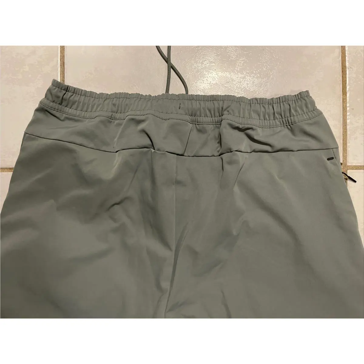 Nike clothing - Nike AR3221-351 - AR3221 351 - Olive Green, Vintage Lichen (UPC: 884726597217) 2