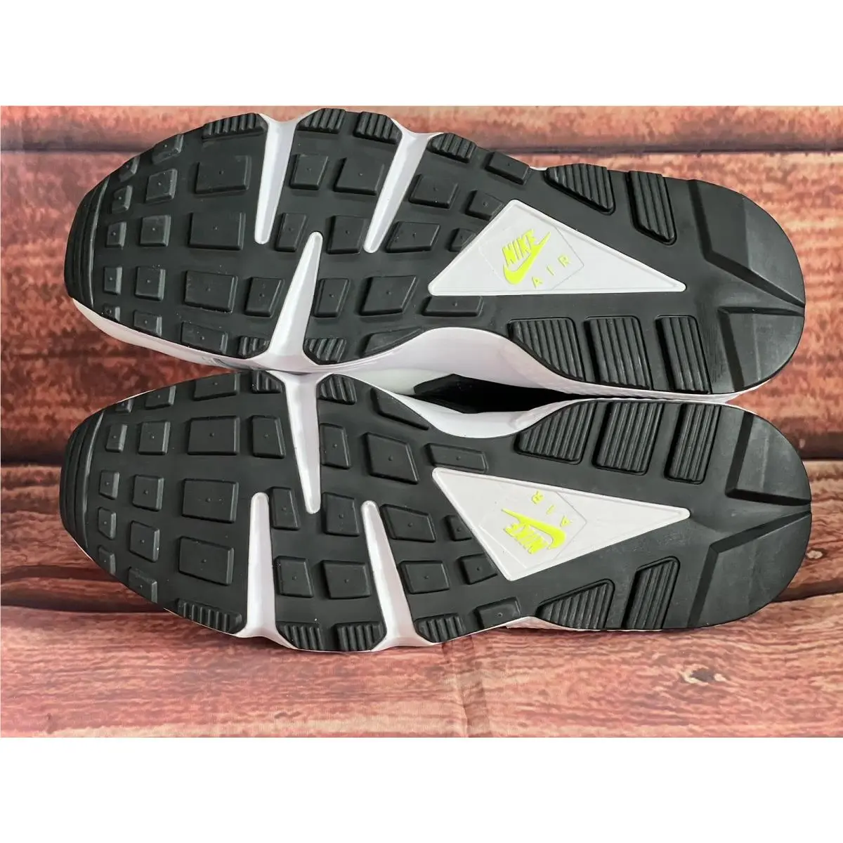 Nike shoes - Nike Air Huarache - Air Huarache - DH4439-101 - White (UPC: 0195238103583) 5