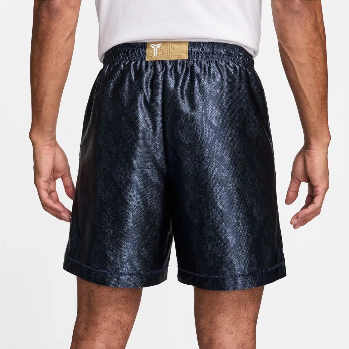 Nike clothing - Kobe Men`s 6