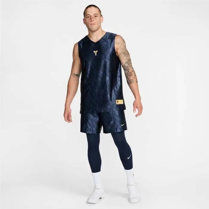 Nike clothing - Kobe Men`s 6