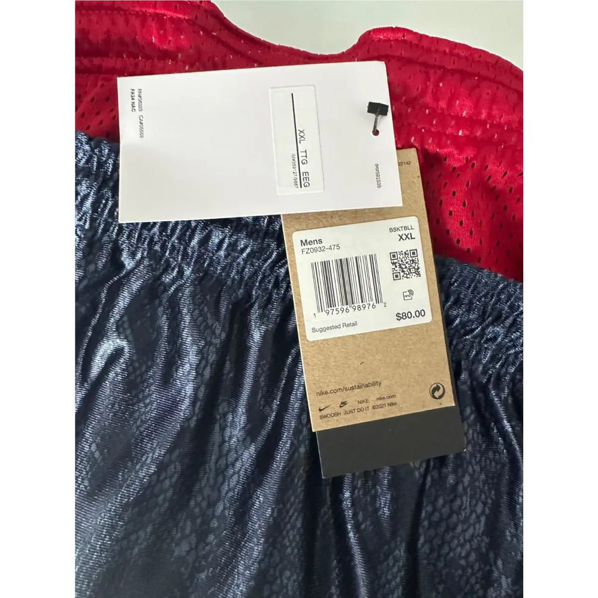 Nike clothing - Kobe Men`s 6