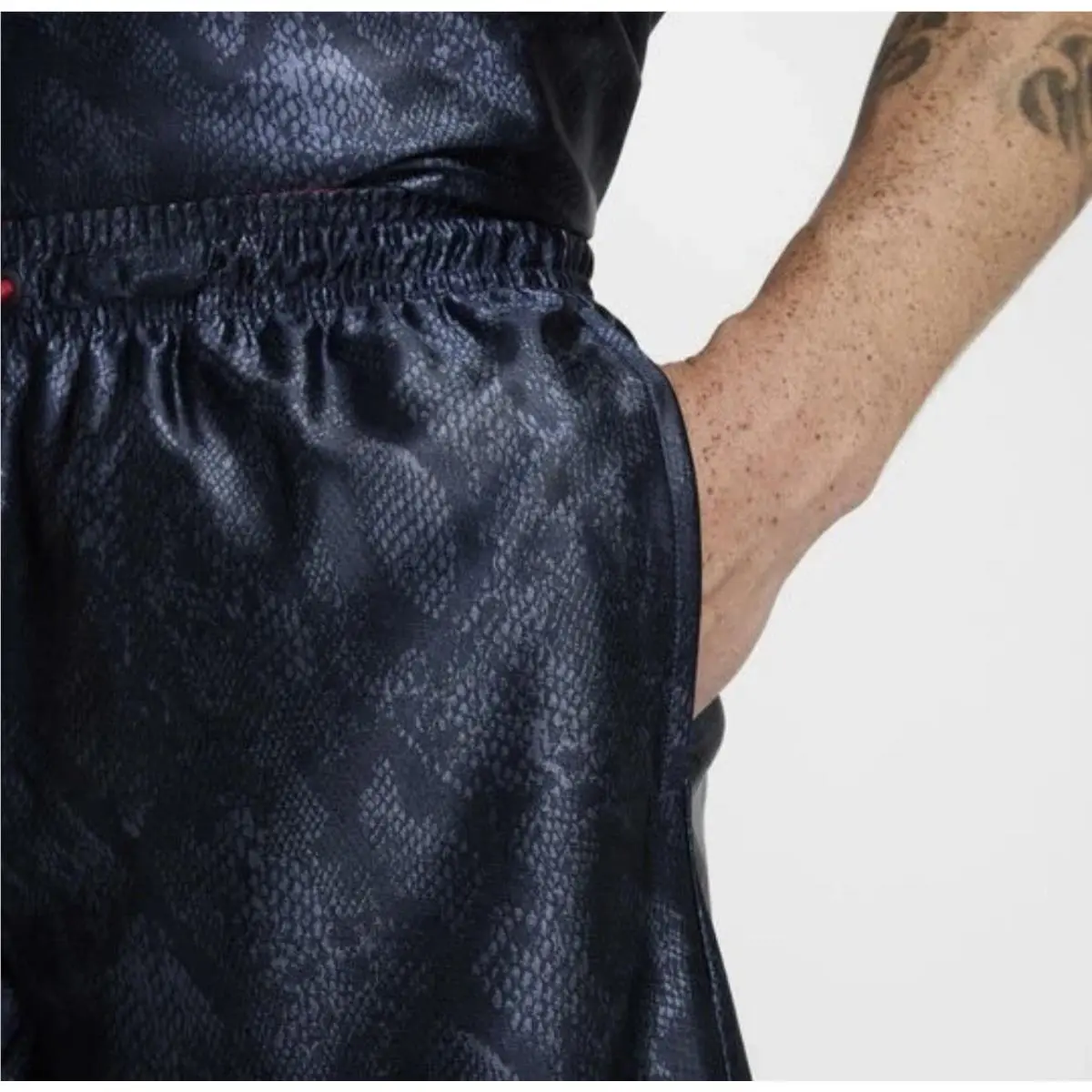 Nike clothing - Nike Kobe Standard Issue Reversible Basketball Shorts - FZ0932-475 - Dark Obsidian (UPC: 0197596989762) 3