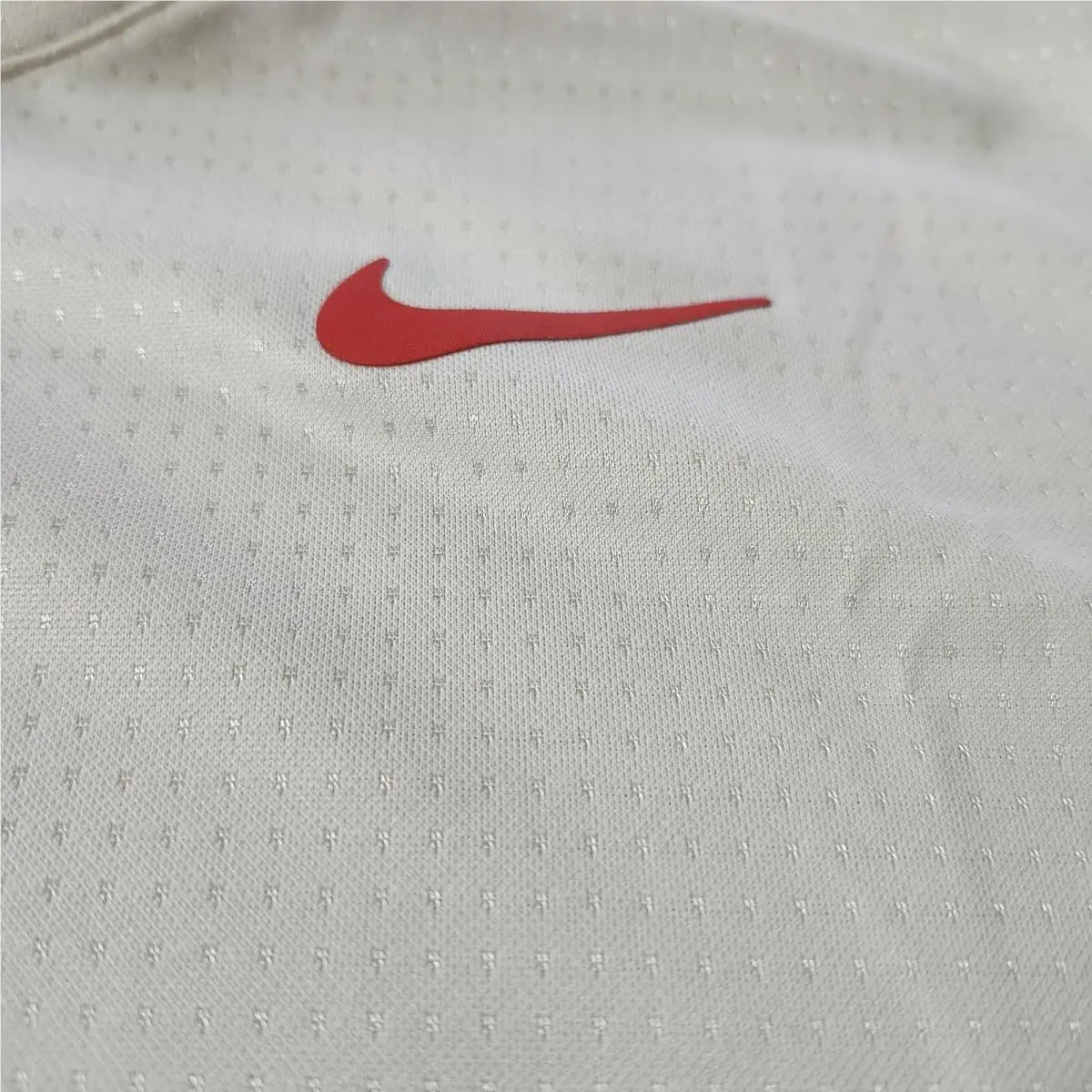 Nike clothing - Nike Court Rafael Nadal ADV Top - White Crimson Red 4