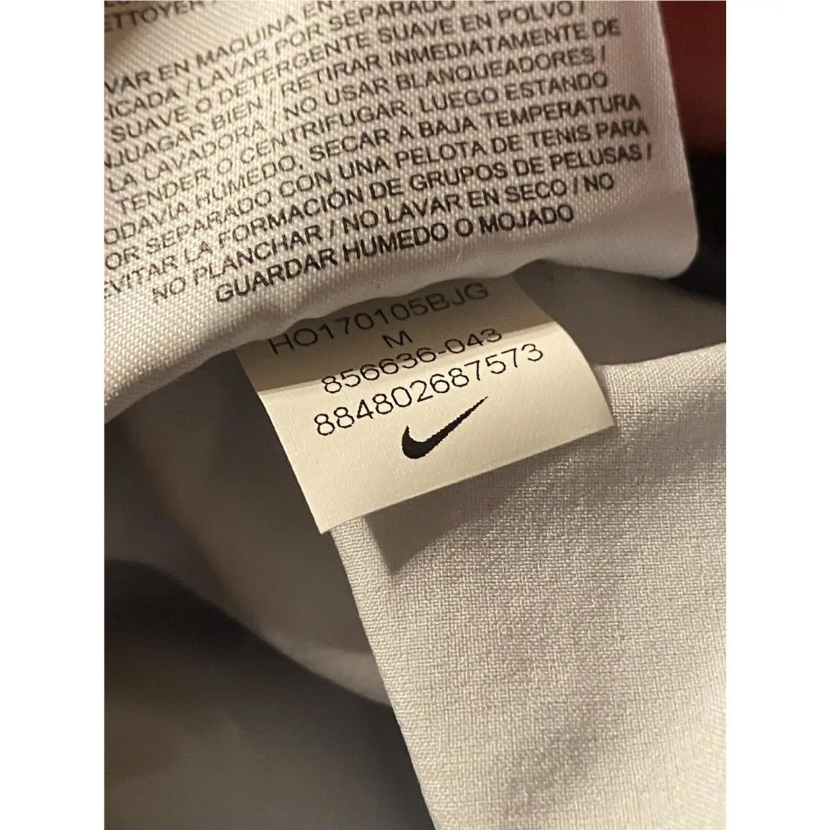 Nike clothing - Nike AeroLoft - AeroLoft - 856636043 - Light Gray (UPC: 0884802702290) 7